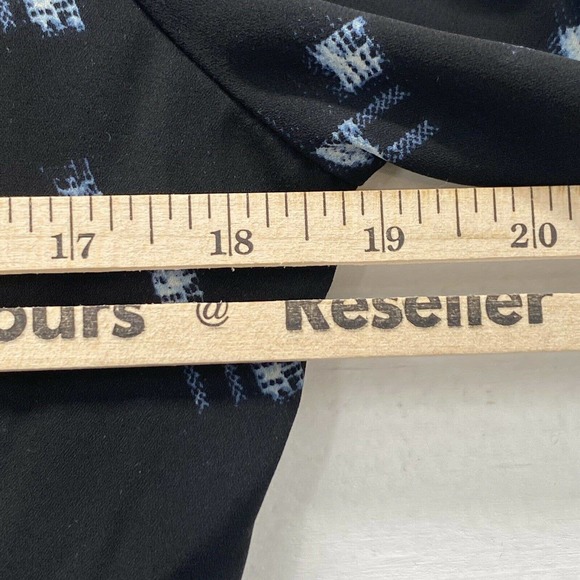 Lush Women's Size L Faux Wrap Dress Knee Length Long Sleeve Geometric Lined - Picture 7 of 10